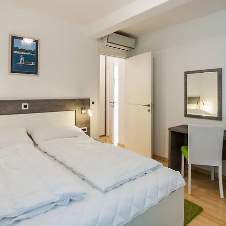 Sunnyside Apartment