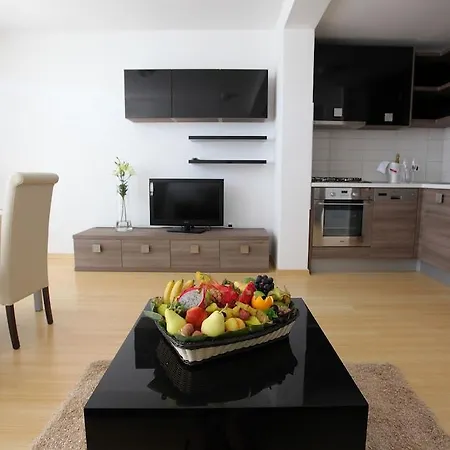 Sunnyside Apartment Petrcane