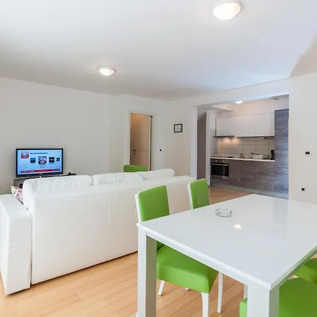 Apartment Sunnyside *