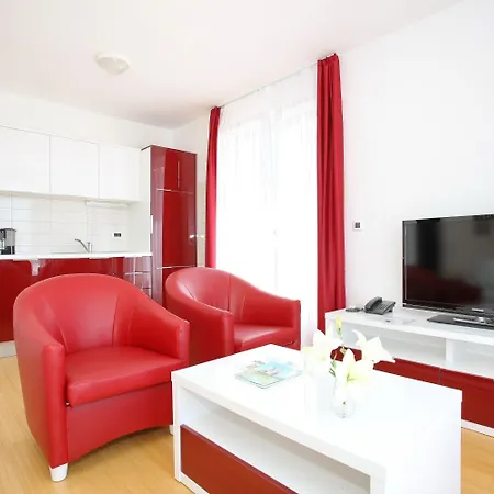 Sunnyside Διαμέρισμα *