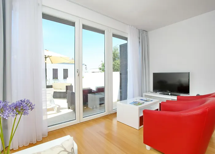 Sunnyside דירה פטרצ'אנה